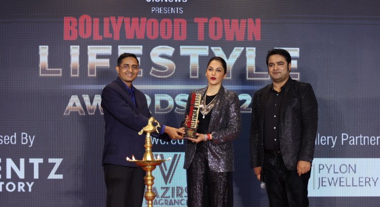 Star Power Ignites Mumbai: Bollywood Town Lifestyle Awards' Grand Triumph